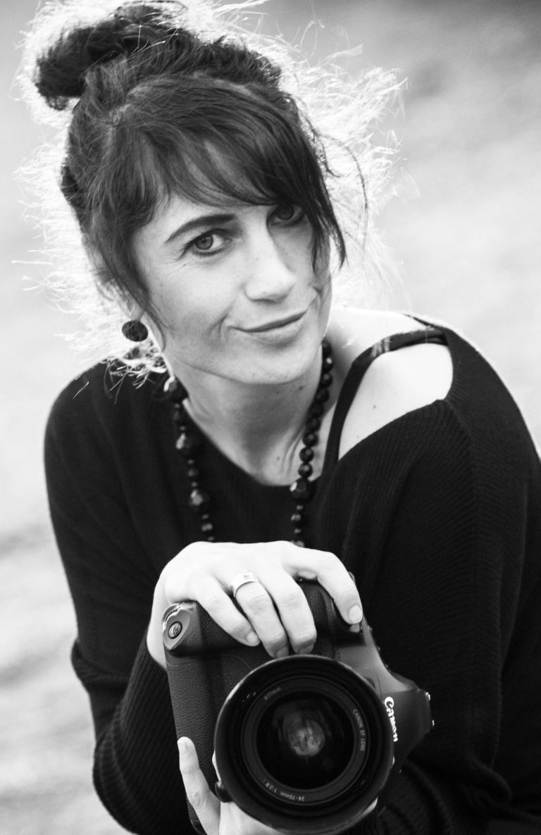 Fotografin Nadja Moutevelidis im Portrait